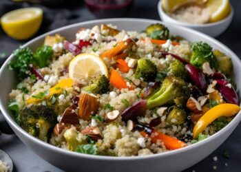 Quinoa: A Superfood Packed with Health Benefits and Culinary Versatility